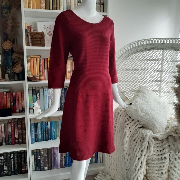 BB Dakota knitted red dress - Picture 2 of 9